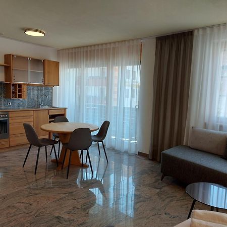 Hotel Engel Злудерно Экстерьер фото