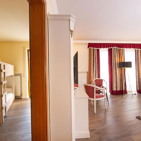 Hotel Engel Злудерно Экстерьер фото