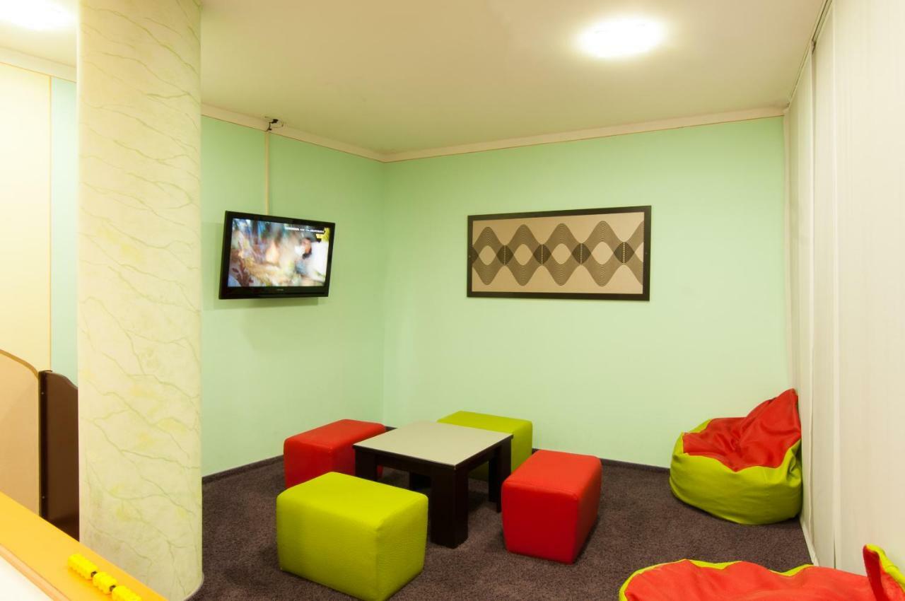Hotel Engel Злудерно Экстерьер фото