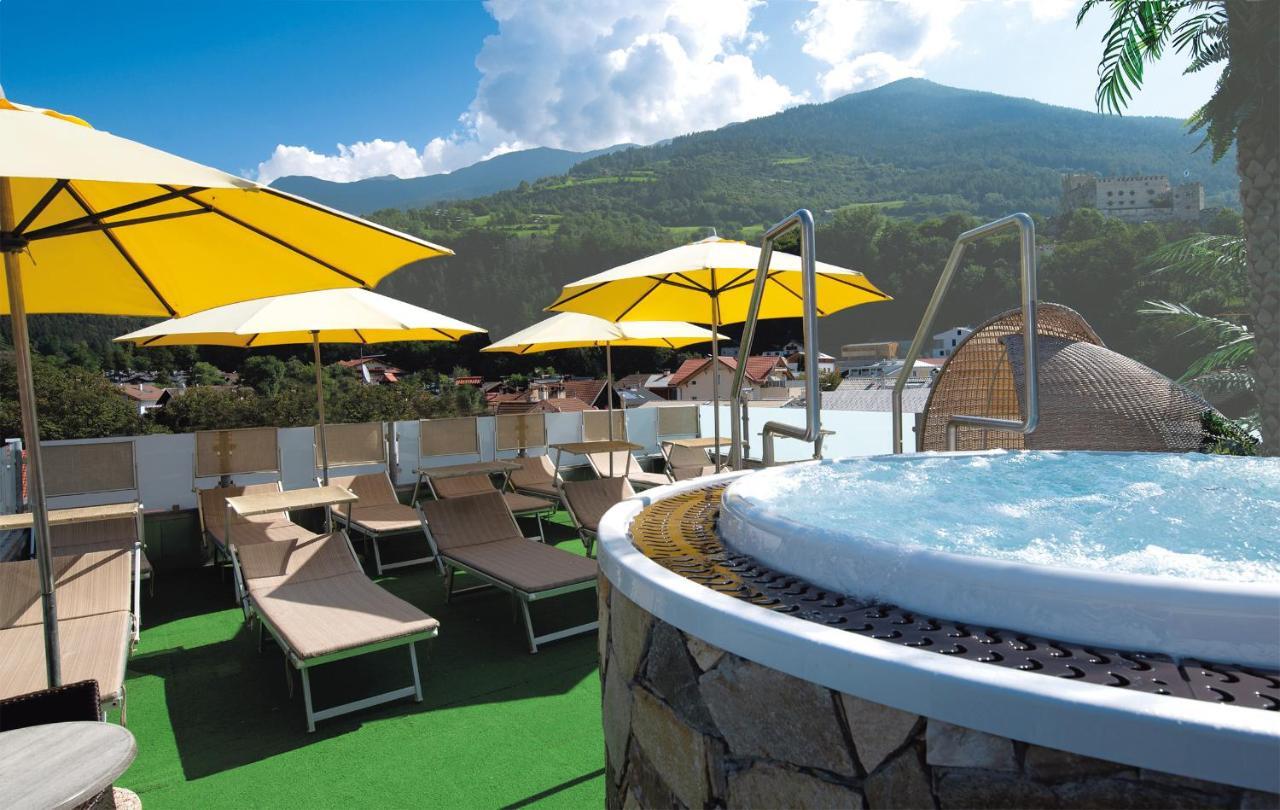 Hotel Engel Злудерно Экстерьер фото
